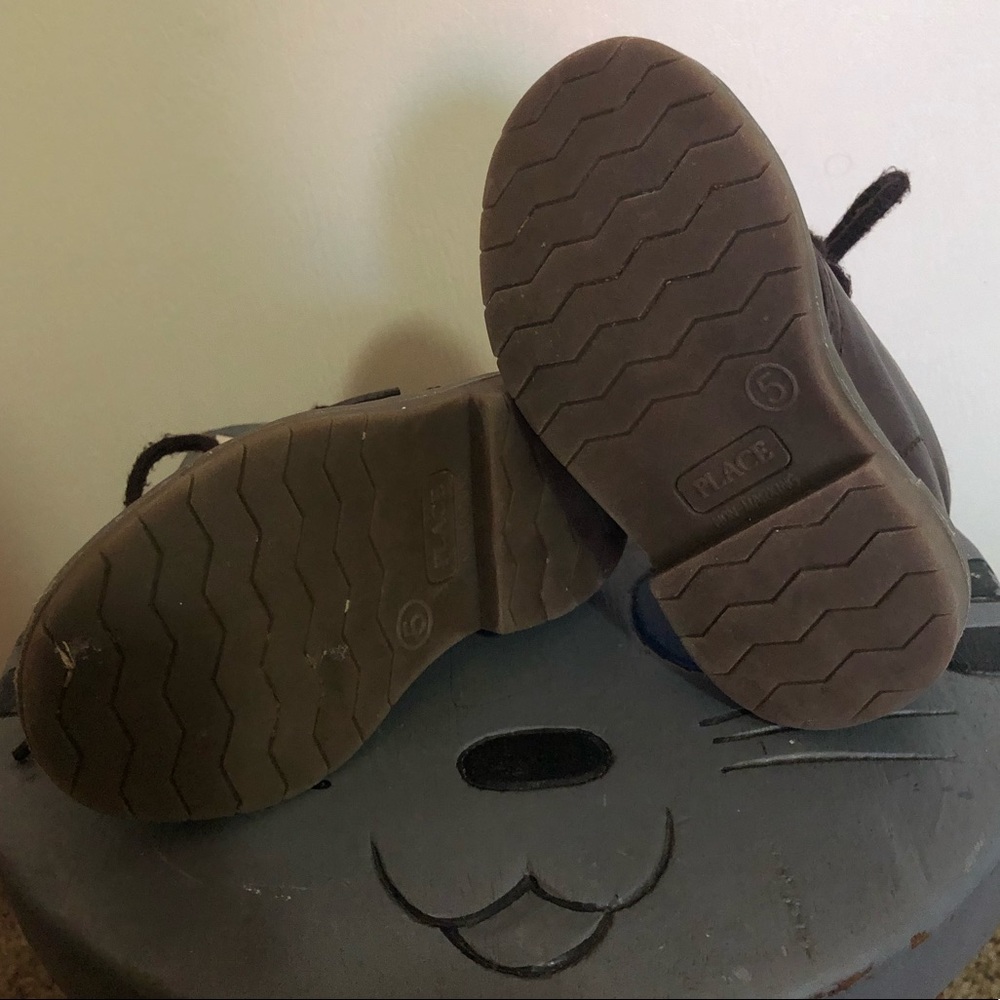 Boots - Picture 5 of 5